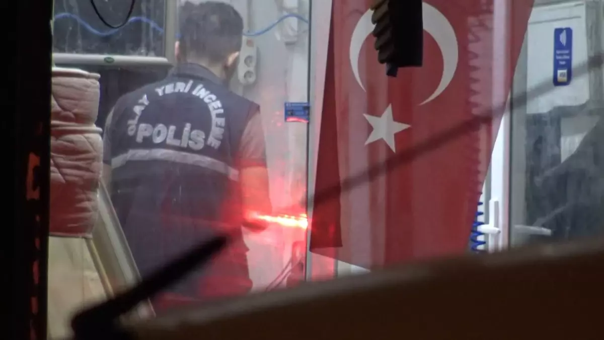 Avcılar’da Bodrumda Law Silahı Bulundu
