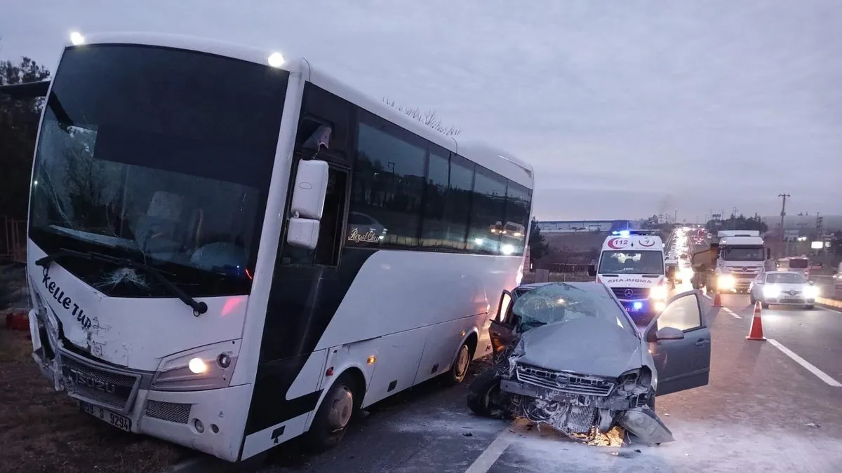 Tekirdağ’da feci kaza: Otomobil takla attı, Midibüse çarptı: 1 ölü 5 yaralı!