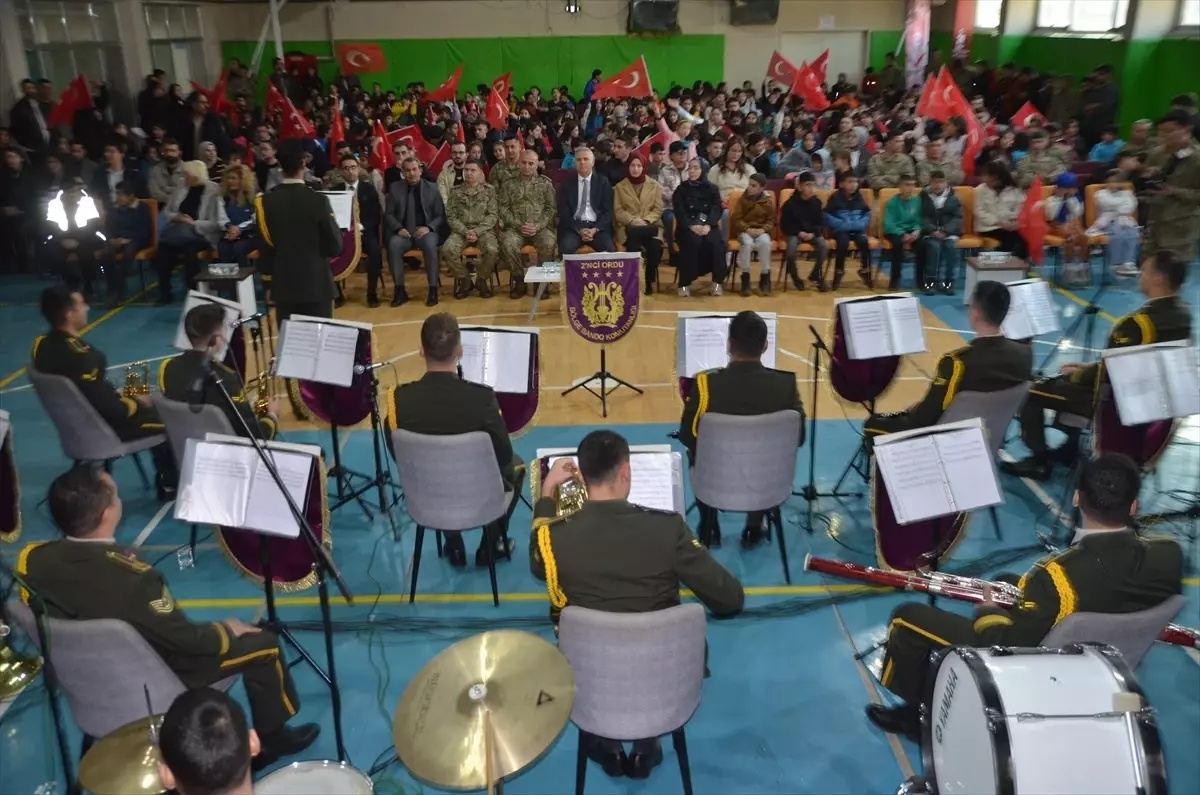 Yüksekova’da Bando Konseri