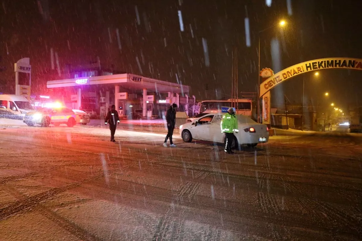 Hekimhan’da Kar Yağışı Etkili Oldu