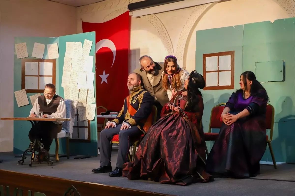 Savur’da Öğrencilere Tiyatro Etkinliği