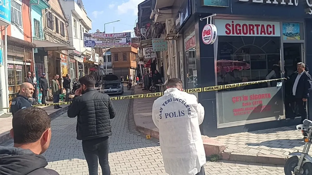 Afyonkarahisar’da 18 yaşındaki genç dehşet saçtı: 6 yaralı!